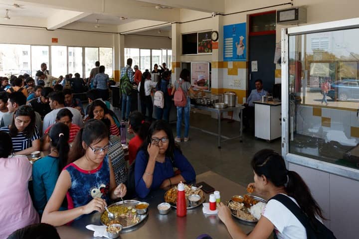 cafeteria